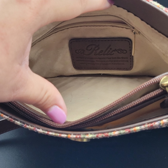 Relic Brand Boho Style Striped Shoulder Bag Purse 3 Compartment - Picture 6 of 11